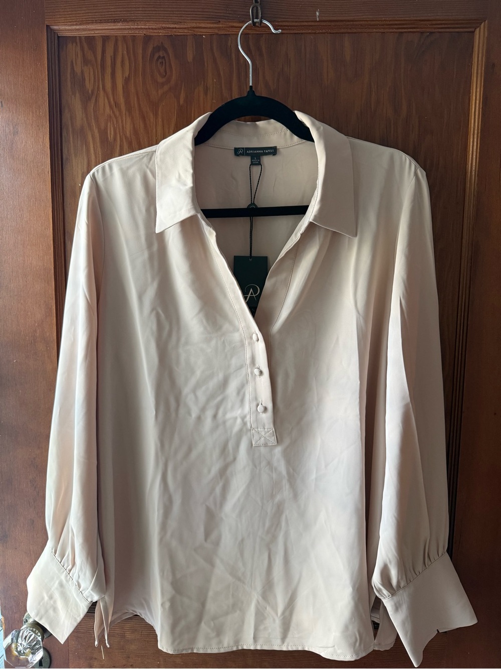 NWT Adrianna Papell Cream Long-Sleeve Button Blouse